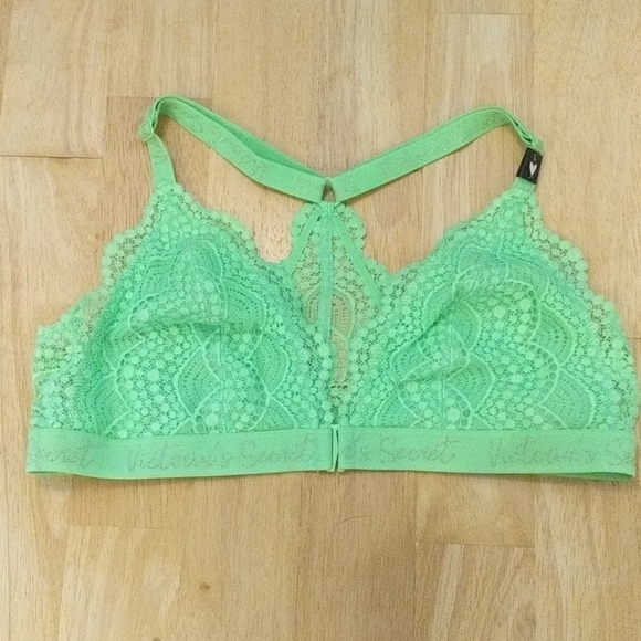 NWT VS Bralette L - Picture 1 of 3